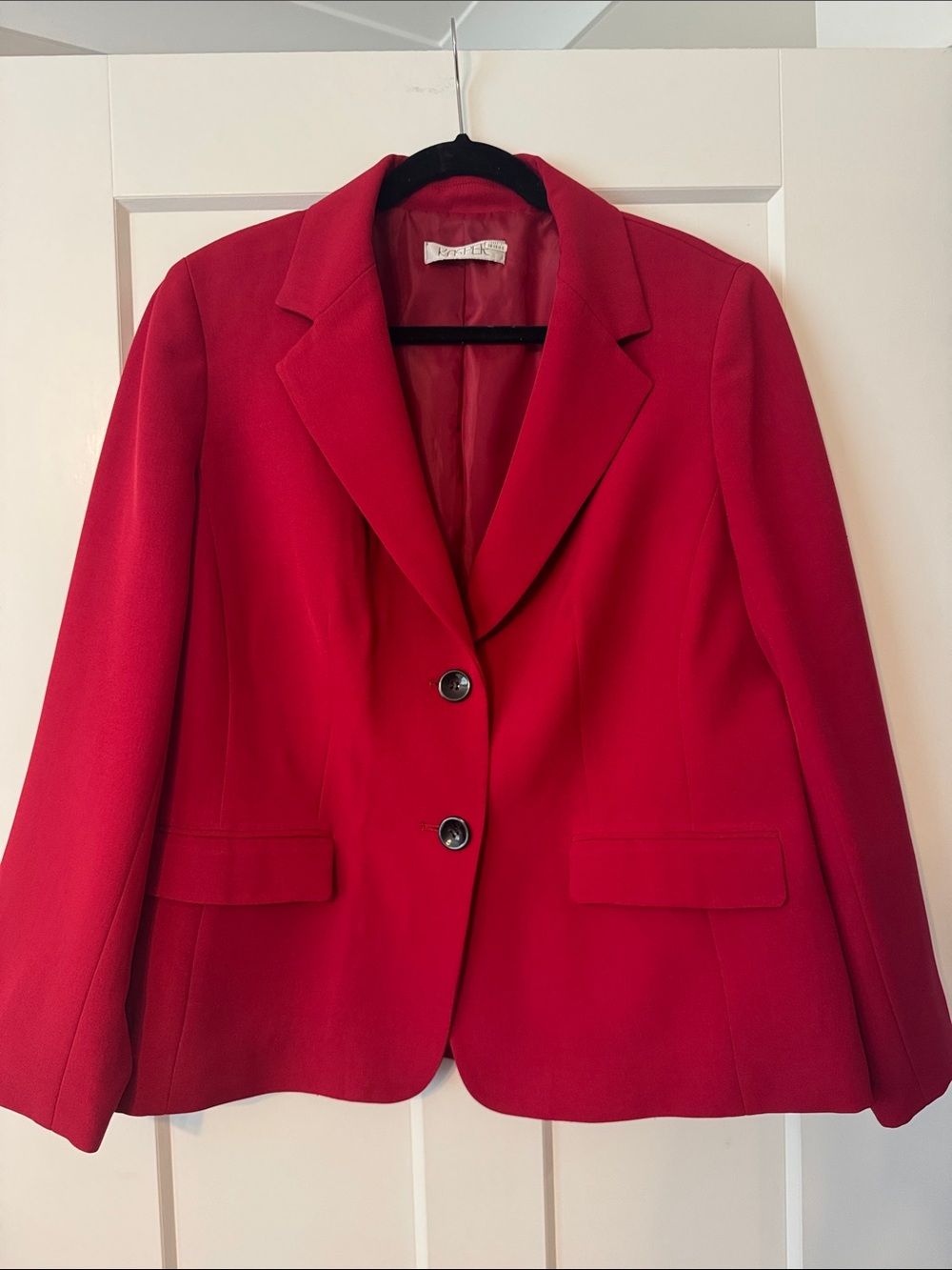 Kasper Red Two-Button Tailored Blazer